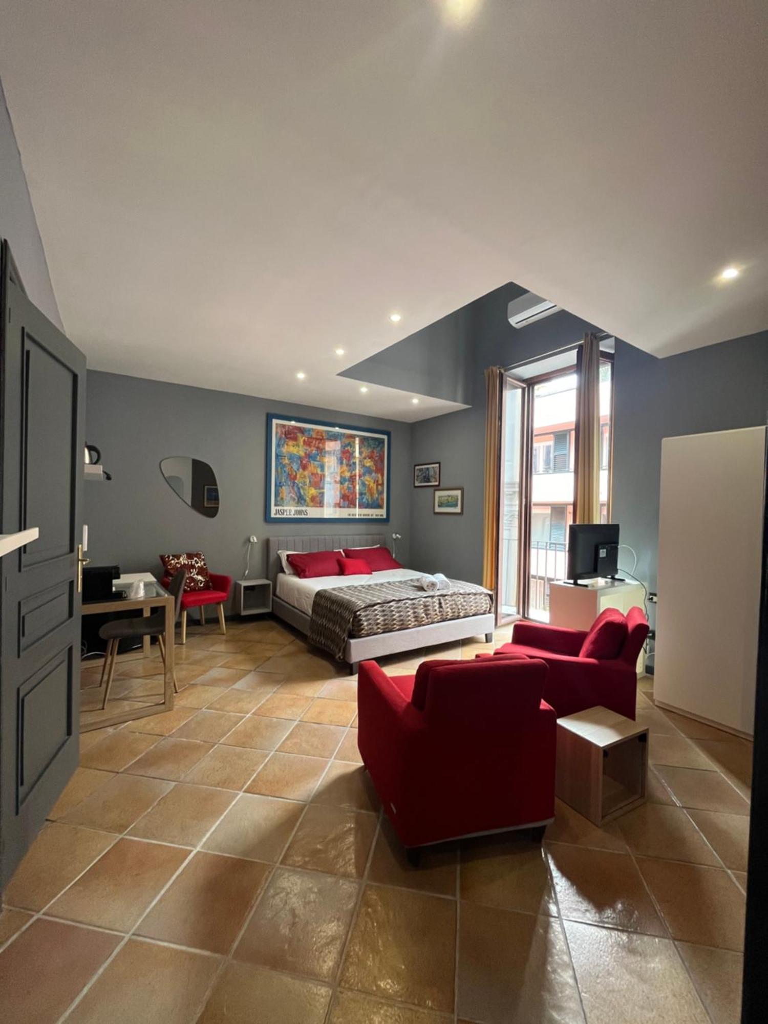 Naples Luxury Suites B&B מראה חיצוני תמונה