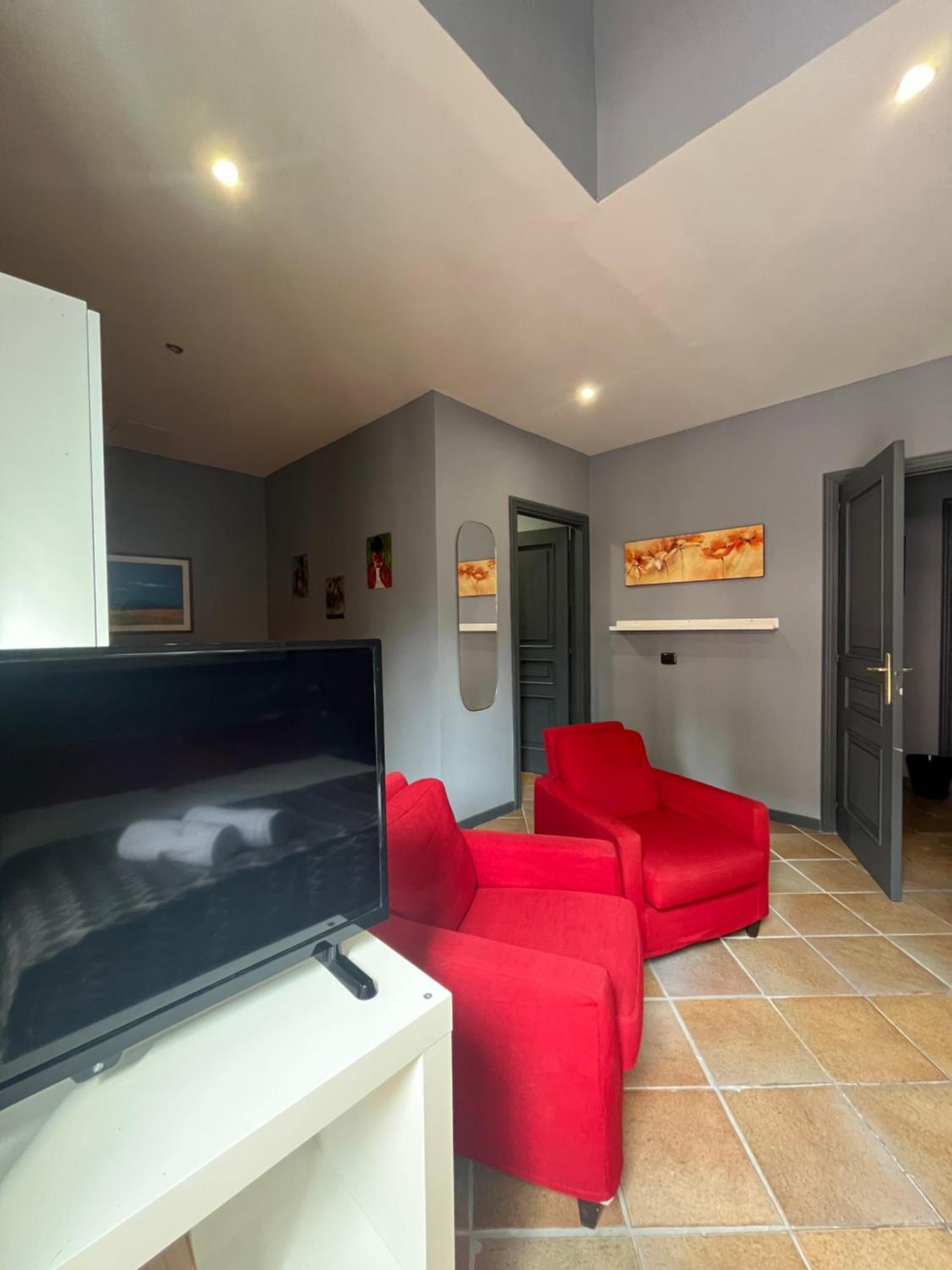 Naples Luxury Suites B&B מראה חיצוני תמונה