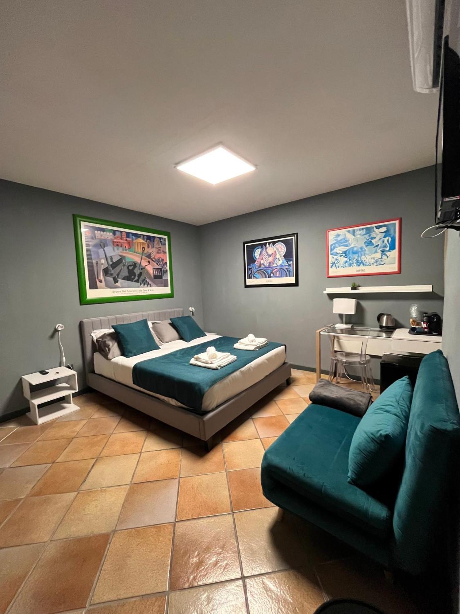 Naples Luxury Suites B&B מראה חיצוני תמונה